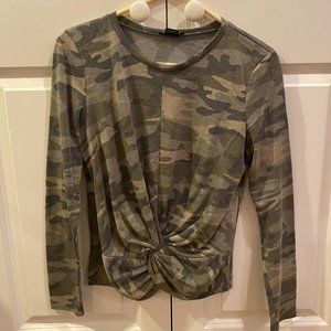 Green camo long sleeve top with knot